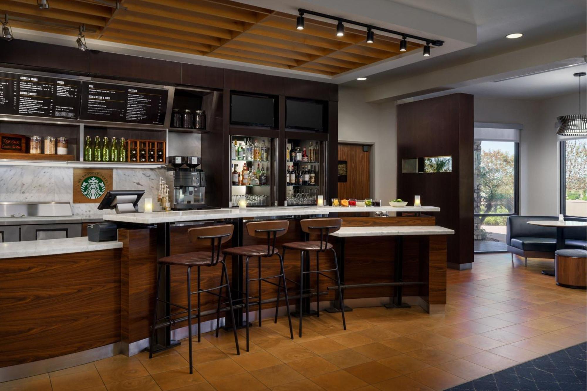 Courtyard By Marriott Phoenix Mesa Gateway Airport Exterior foto